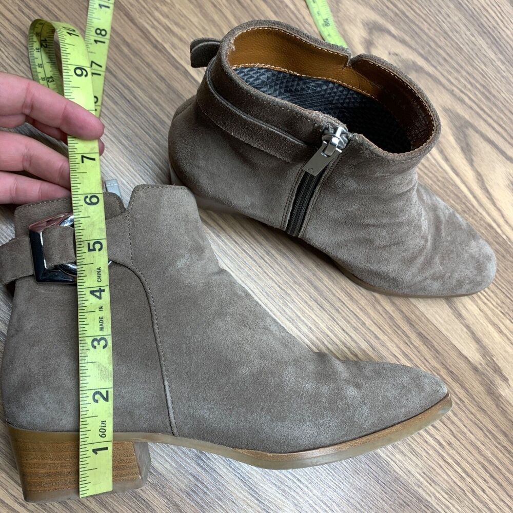 Aquatalia Faria Booties Taupe Brown Size 7.5 Suede Ankle Boots Buckle Italy - Picture 10 of 13